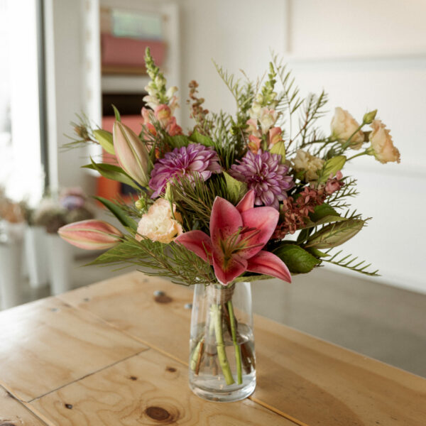 Blooms + Vase | Seasonal Mix